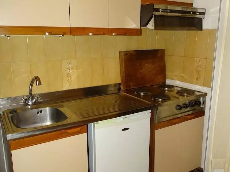 هتل Hôtel U Pozzu