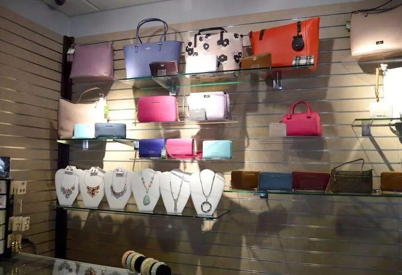 Hotelli Shooting Star Casino &