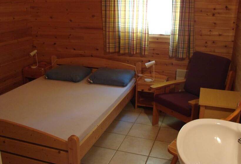 בית מלון כפרי Village Du Soleil