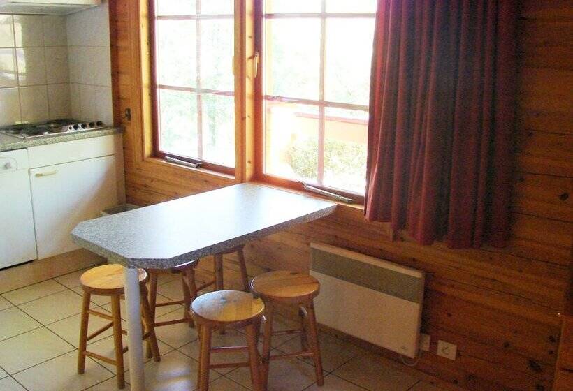 בית מלון כפרי Village Du Soleil