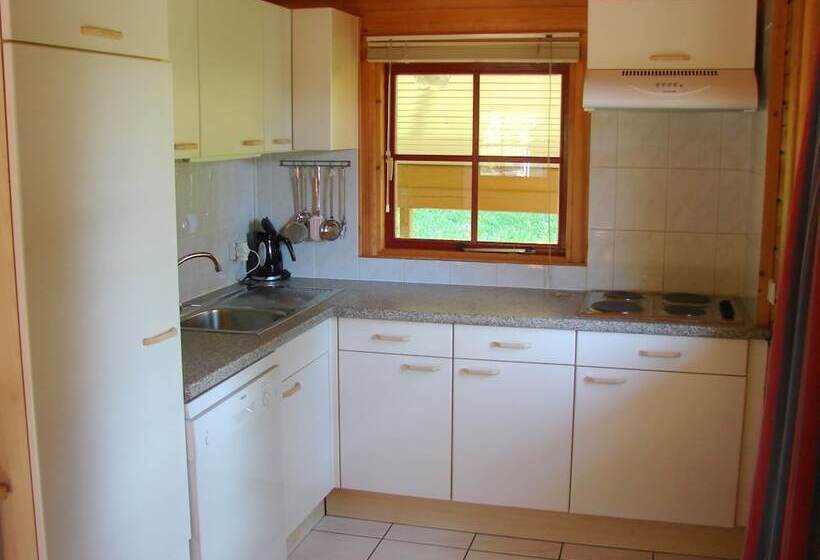 בית מלון כפרי Village Du Soleil