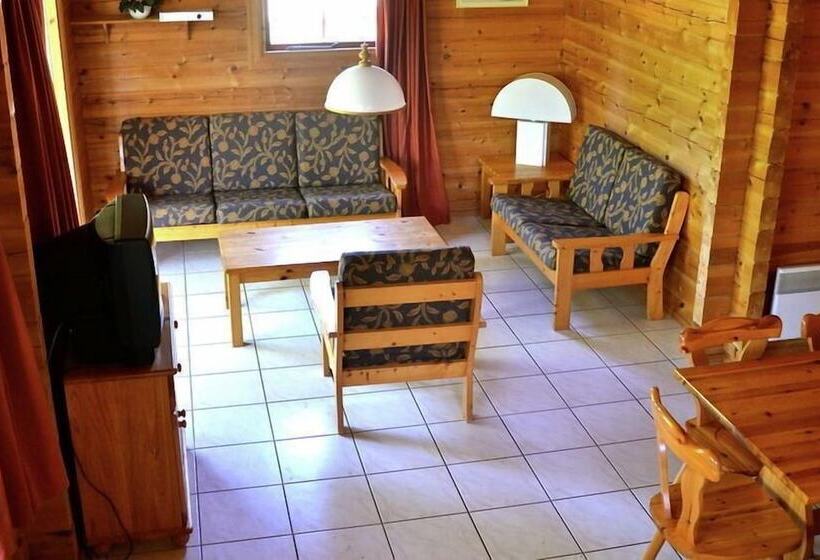 בית מלון כפרי Village Du Soleil