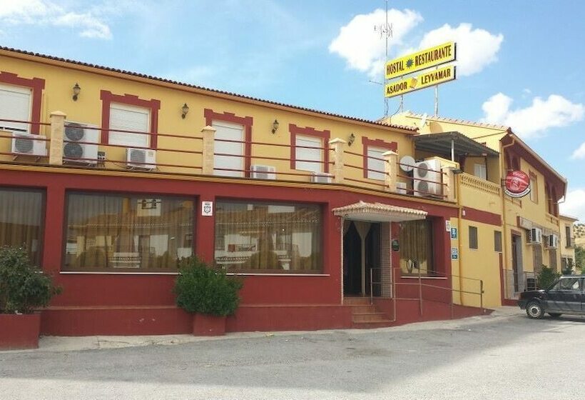 펜션 Hostel Restaurant Leyvamar