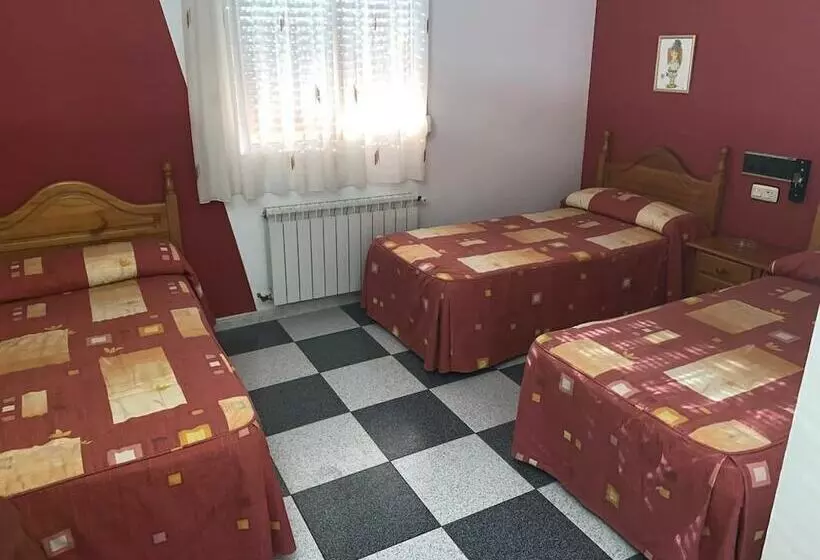 Majatalo Hostel Restaurant Leyvamar