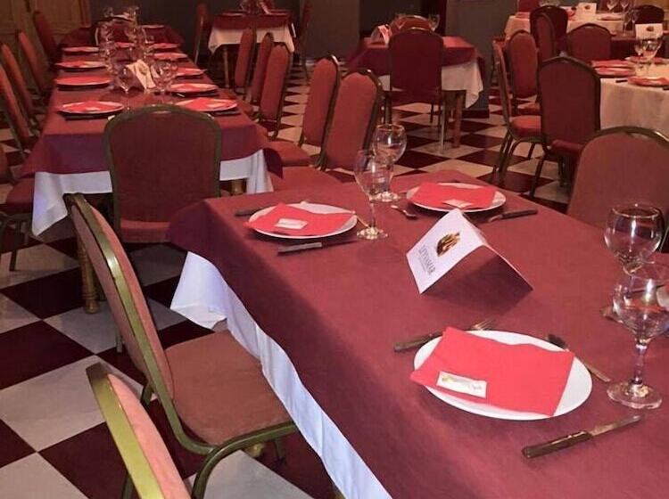 펜션 Hostel Restaurant Leyvamar