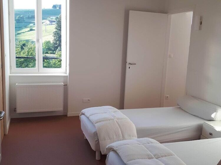 הוסטל Centre De Vacances Les Sylvageois