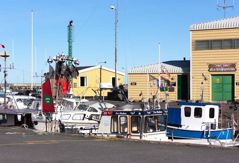 Общежитие Harbour Sleep