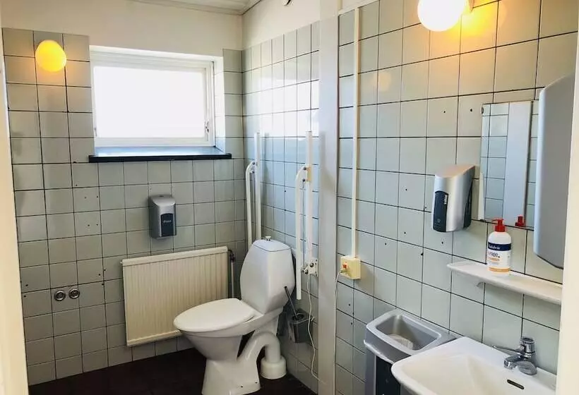 Retkeilymaja Ivögården Mat & Vingård