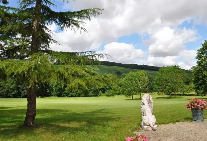 Aamiaismajoitus (B&B) Château De Cuisles