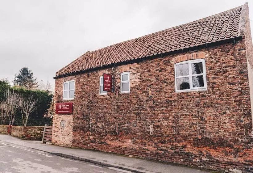 Aamiaismajoitus (B&B) Home Farm & Lodge