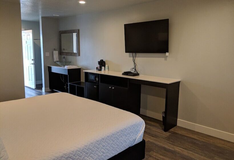 호텔 Bear River Hot Springs