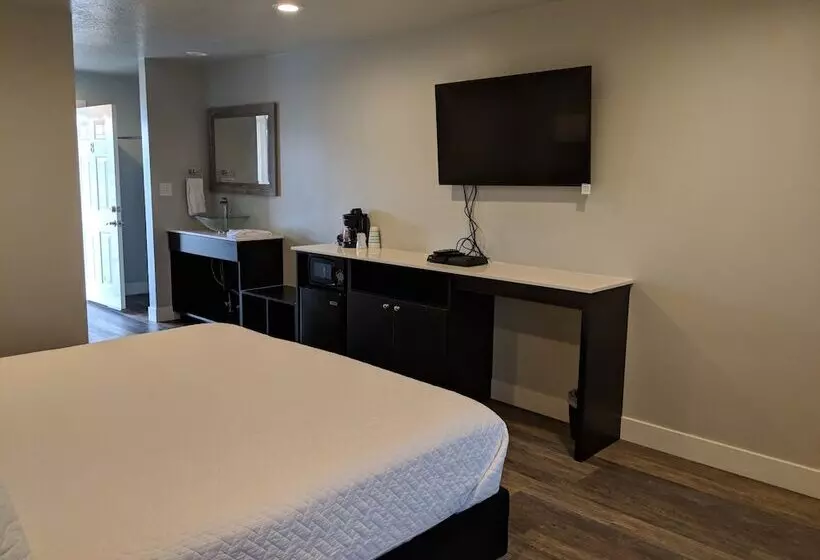 ホテル Bear River Hot Springs