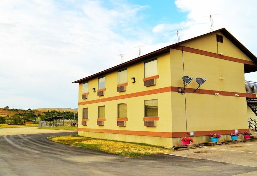 호텔 Bear River Hot Springs