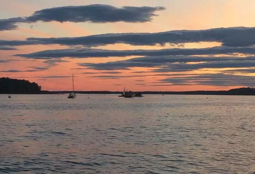 Hotelli Chebeague Island Inn