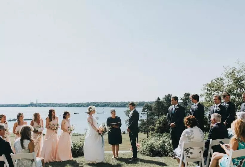 Hotelli Chebeague Island Inn