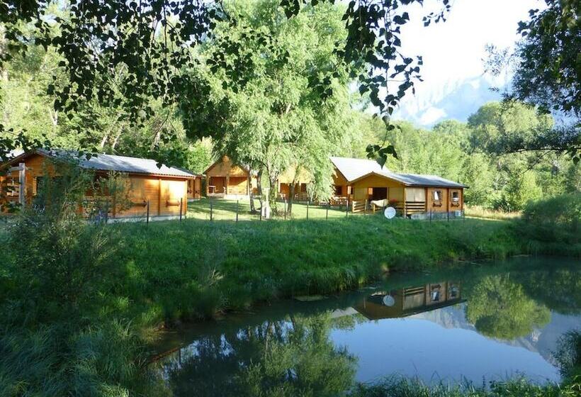 ホテル Camping, Hôtel De Plein Air Les Cariamas