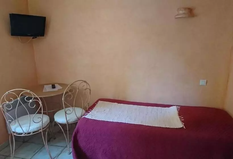 Hotelli Les Cavalets