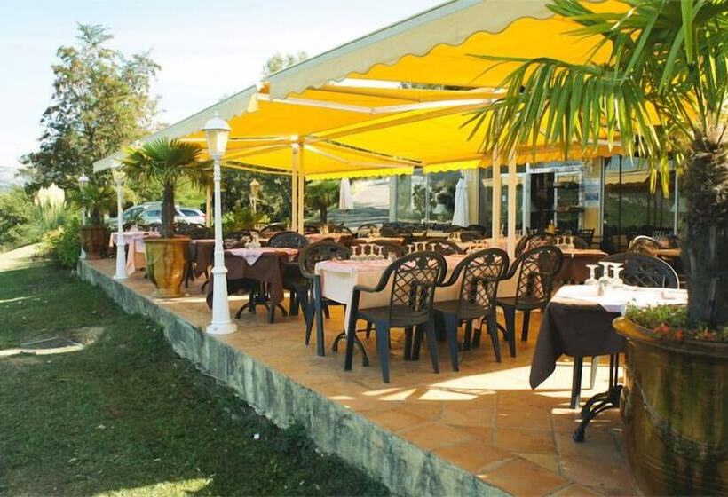 فندق Les Cavalets