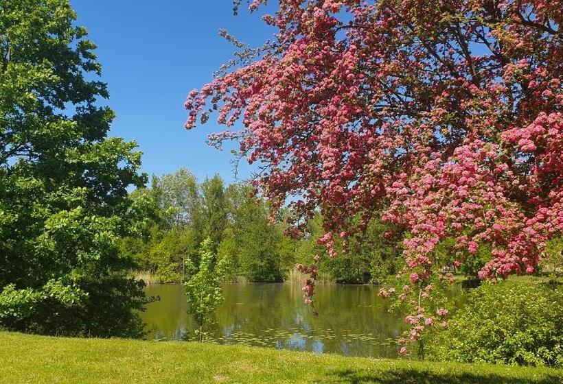 Hotel Nadodrzański Dwór   Nowa Sól