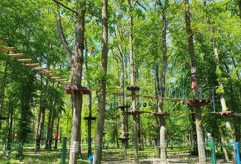 Hotel Nadodrzański Dwór   Nowa Sól