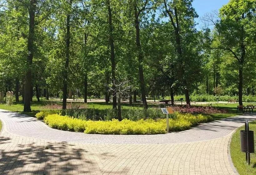 ホテル Nadodrzański Dwór   Nowa Sól