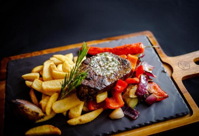 Hotel Nadodrzański Dwór   Nowa Sól