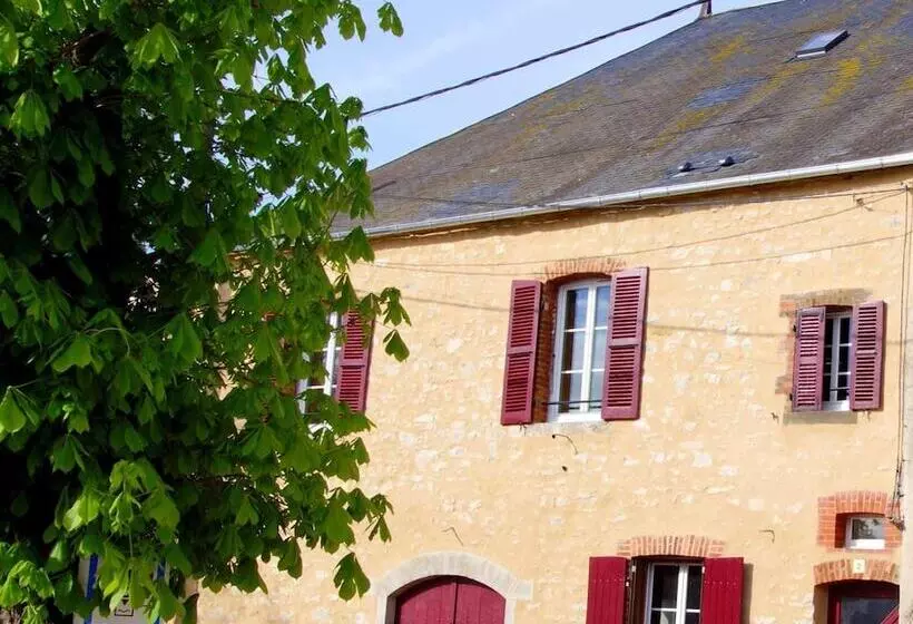 Majatalo Au Foudre Du Bazois