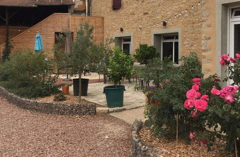 פנסיון Au Foudre Du Bazois