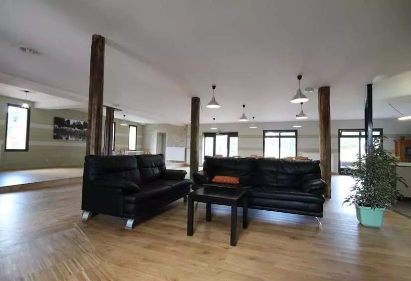 Majatalo Au Foudre Du Bazois