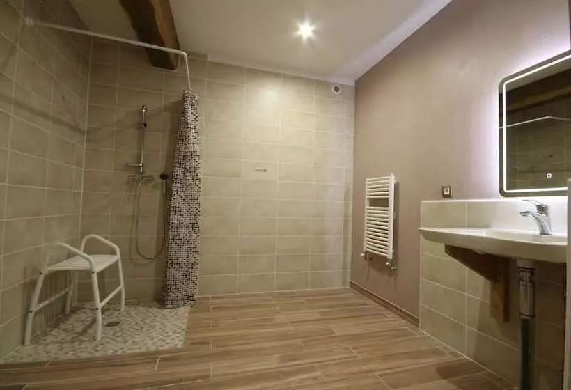 Majatalo Au Foudre Du Bazois