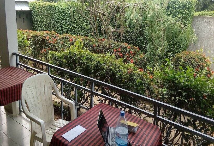 پانسیون Auberge Du Municipal