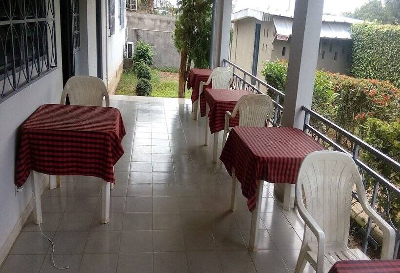 پانسیون Auberge Du Municipal