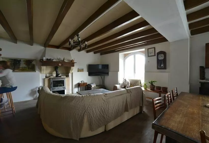 Majatalo Etxe Arrosa