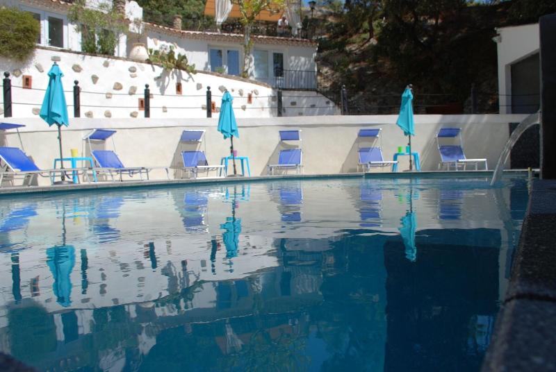 ペンション La Rocca Veira