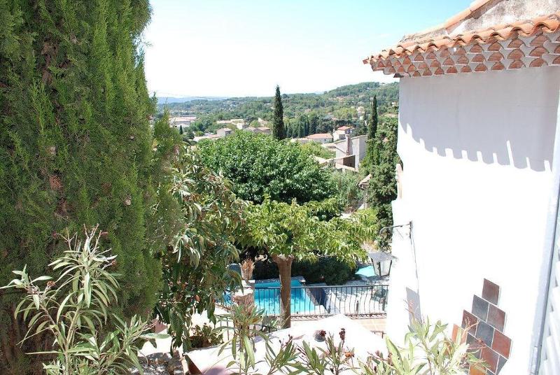 ペンション La Rocca Veira