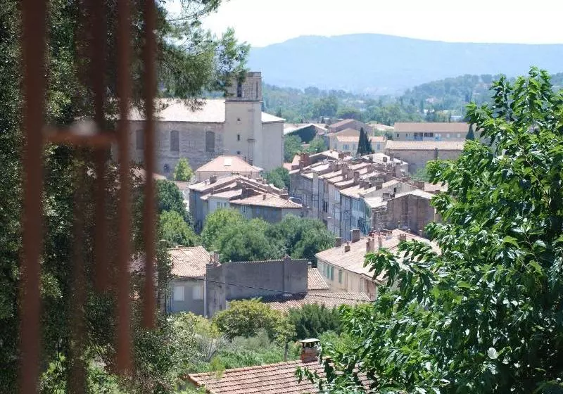 Majatalo La Rocca Veira
