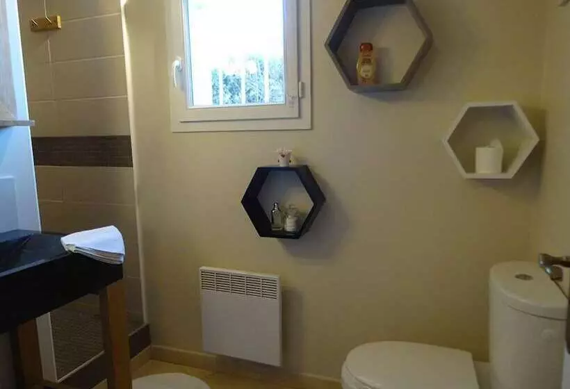 Majatalo Les Cigales