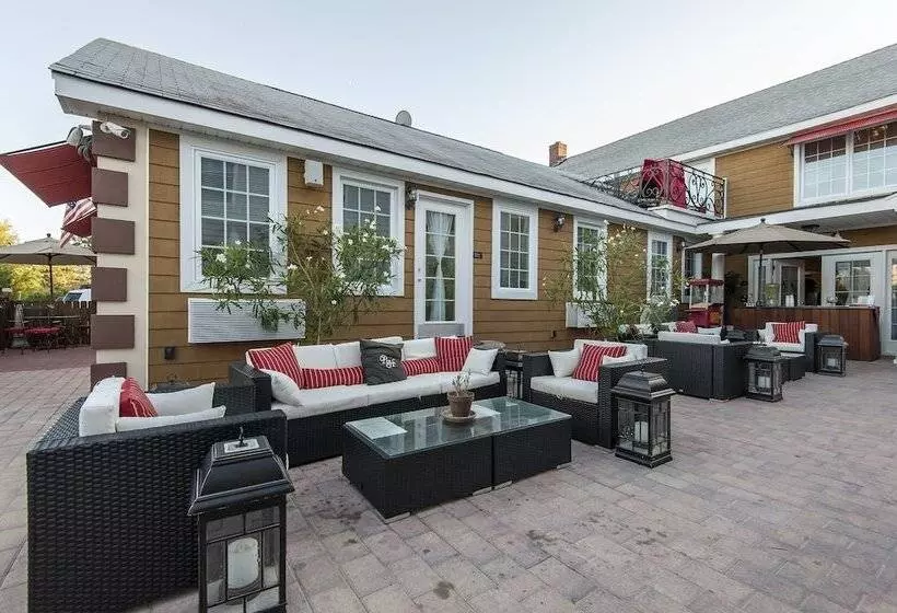 The Palms Hotel Fire Island