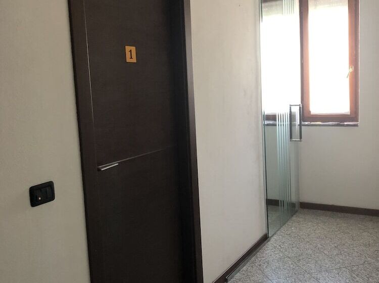 민박 La Casa Di Anna