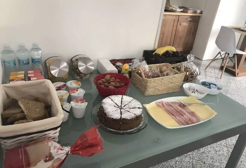 Aamiaismajoitus (B&B) La Casa Di Anna