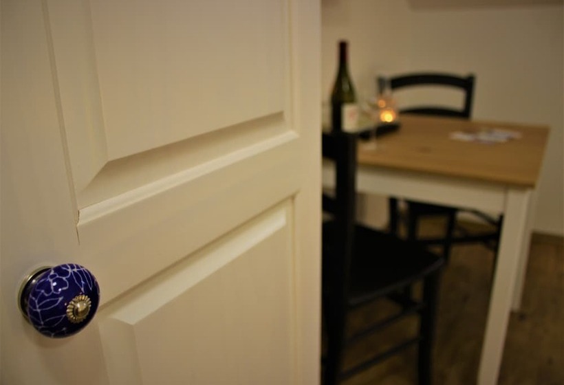 Отель Penzion A Restaurace U řeky