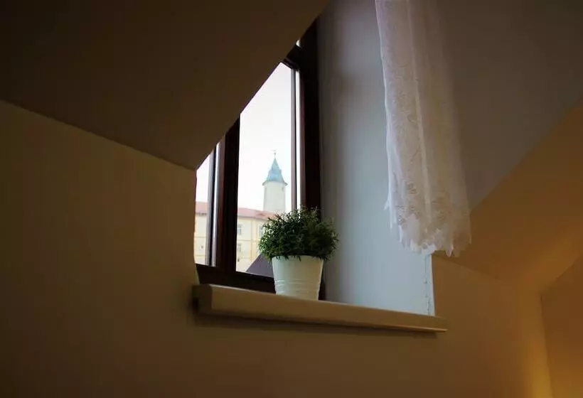 ホテル Penzion A Restaurace U řeky