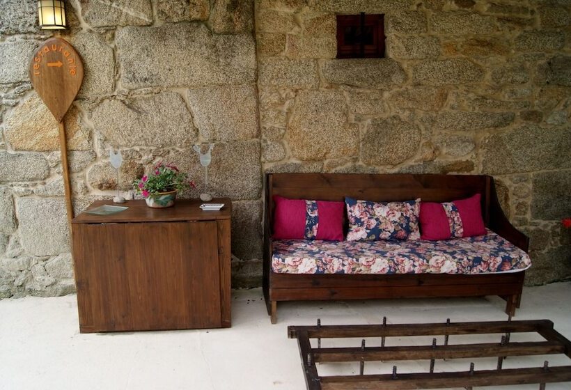 Отель Rural Casal Do Mouro