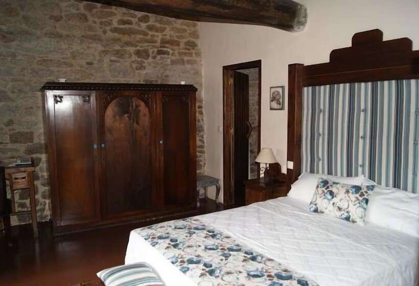 Отель Rural Casal Do Mouro