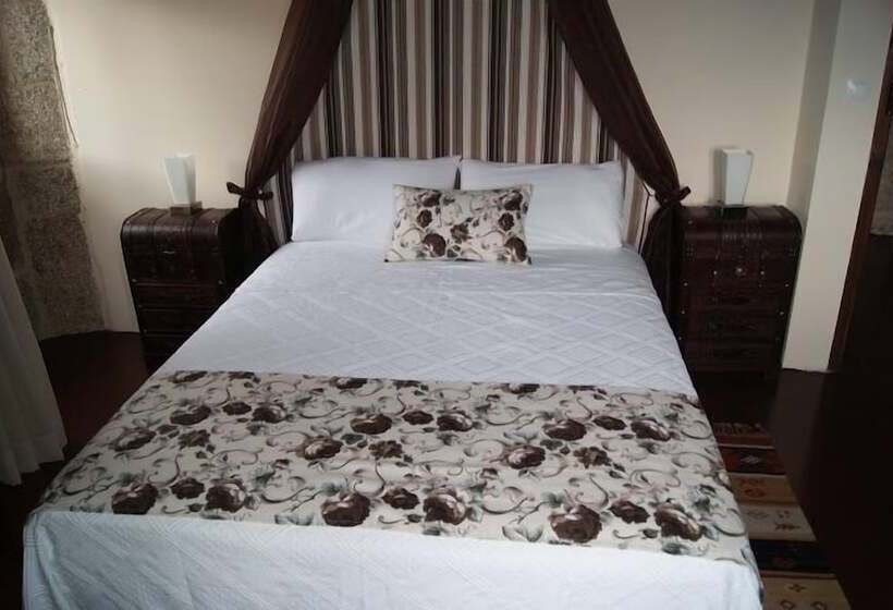 Отель Rural Casal Do Mouro