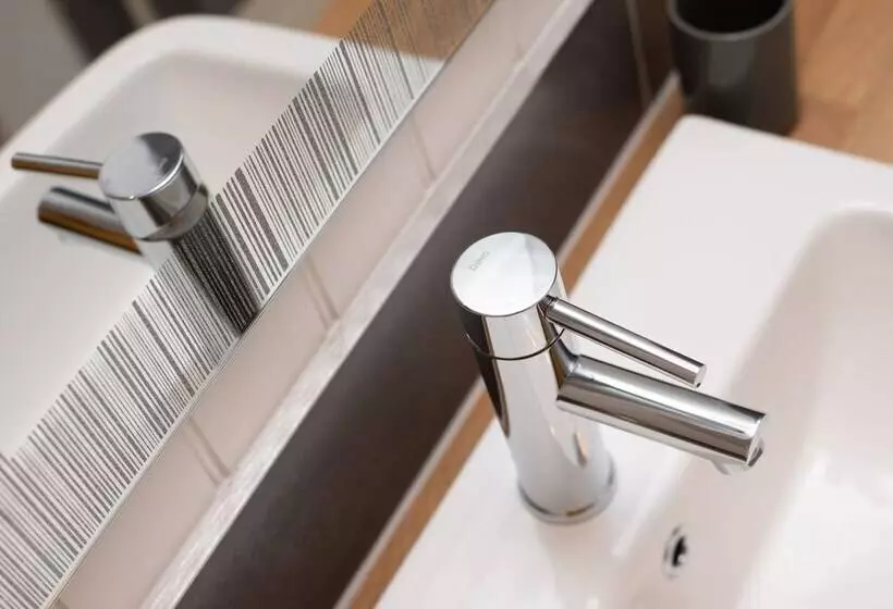 Luxurious Super King Lodge With Hot Tub