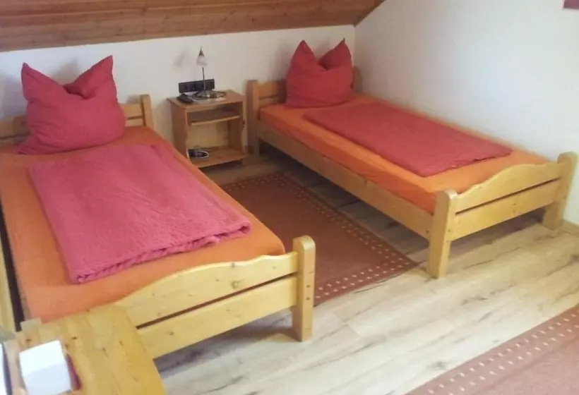 Majatalo Gästehaus Walter