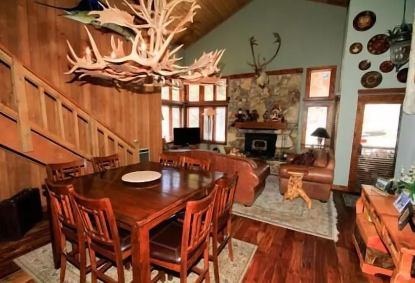 בית מלון כפרי Mountainback At Mammoth