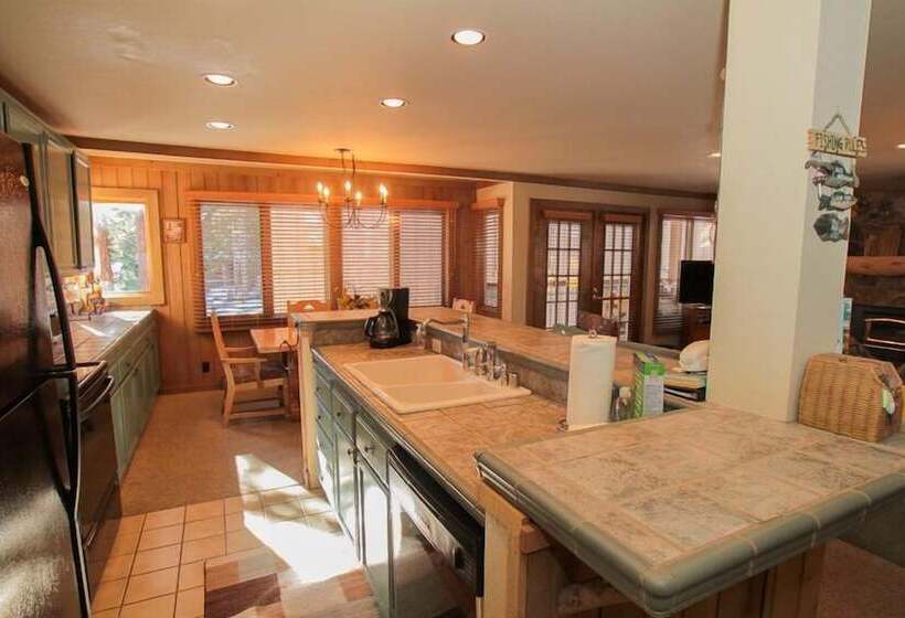 בית מלון כפרי Mountainback At Mammoth