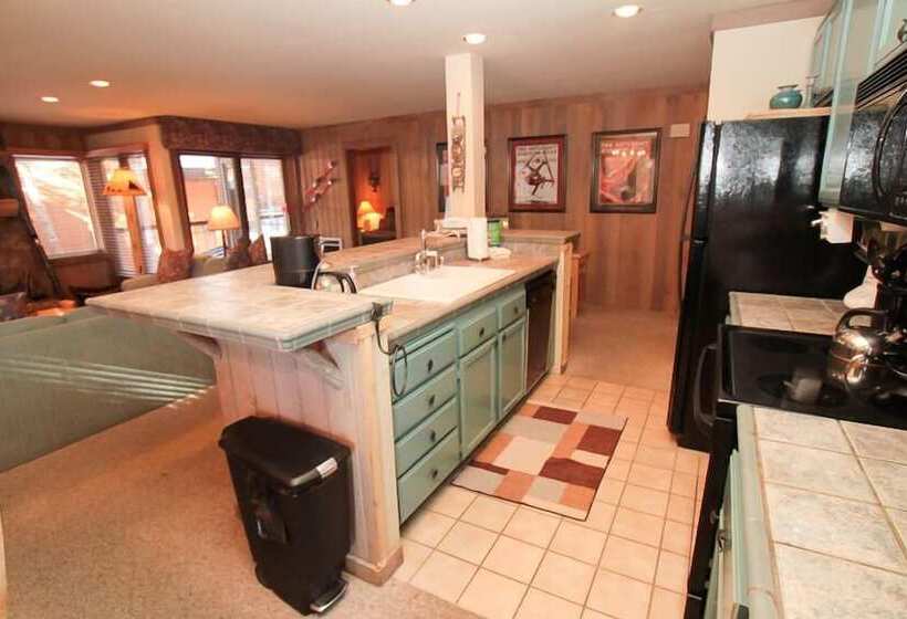 בית מלון כפרי Mountainback At Mammoth